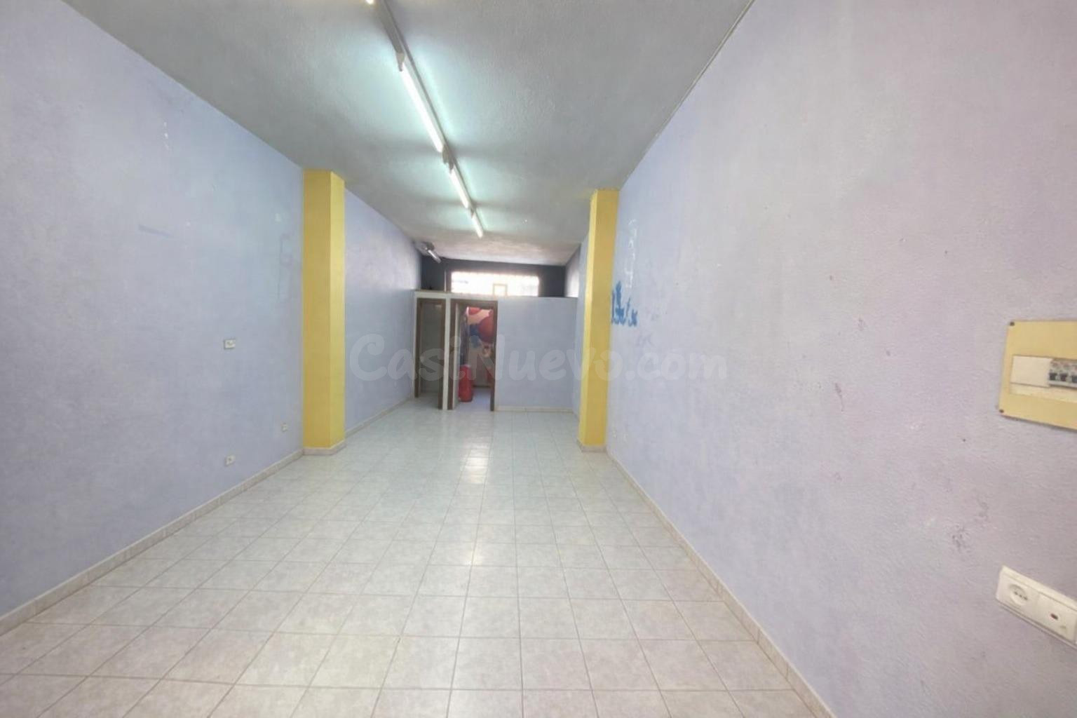 Local comercial en Santoña - foto 2