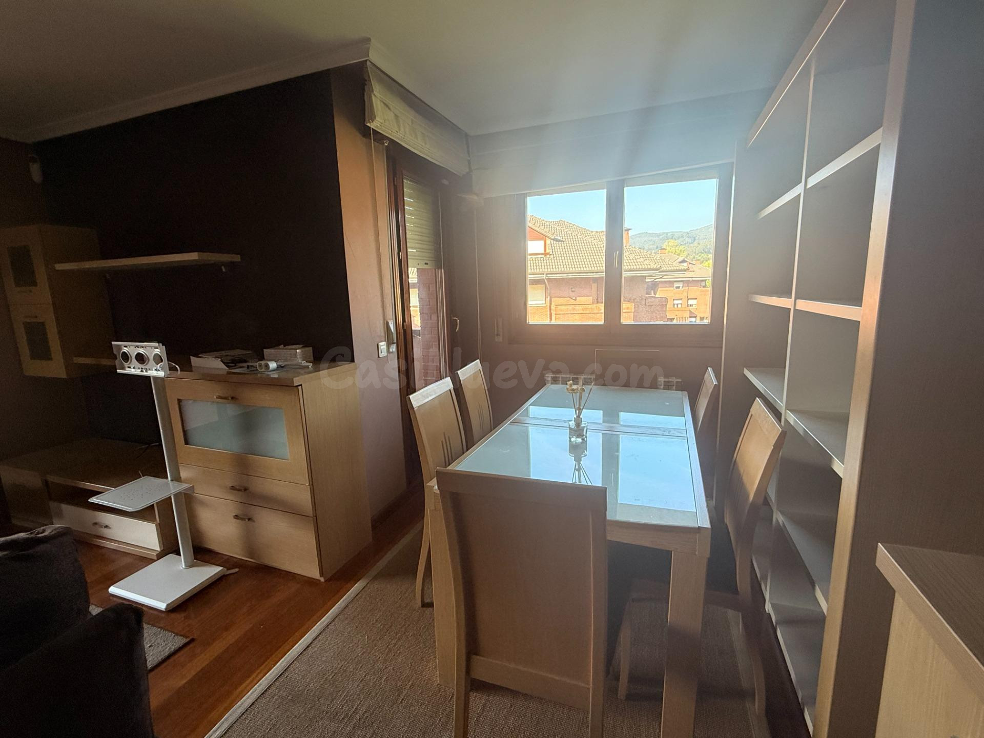 Dúplex con 3 terrazas, garaje y trastero en urbanización pri - foto 3