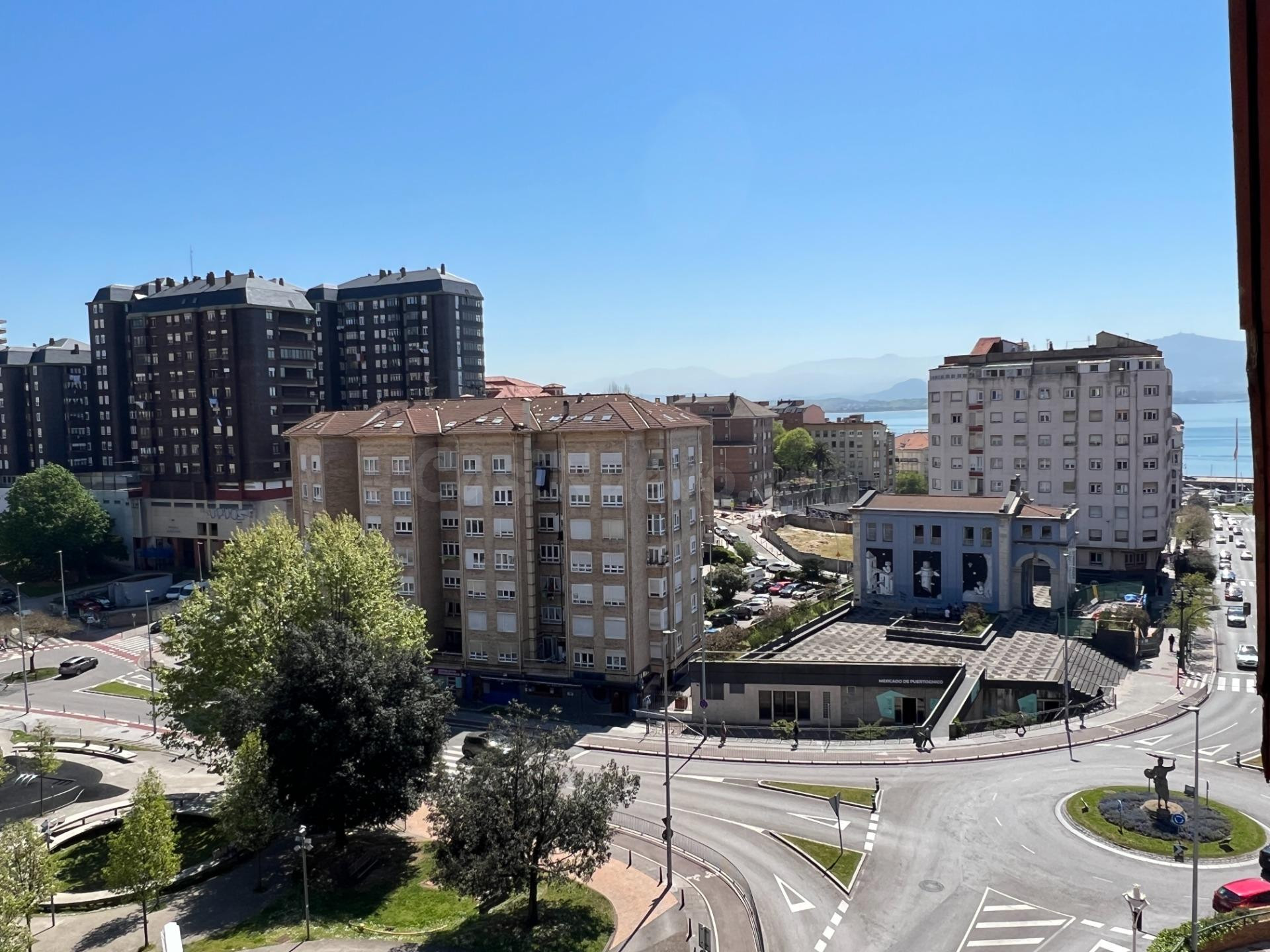 Buhardilla alquilada en Puertochico – Rentabilidad garantiza
