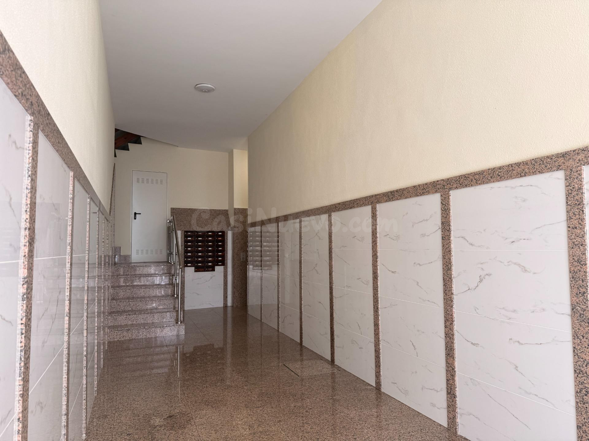 Vivienda 3 dormitoiros con Terraza y Ascensor a Cota Cero - foto 2