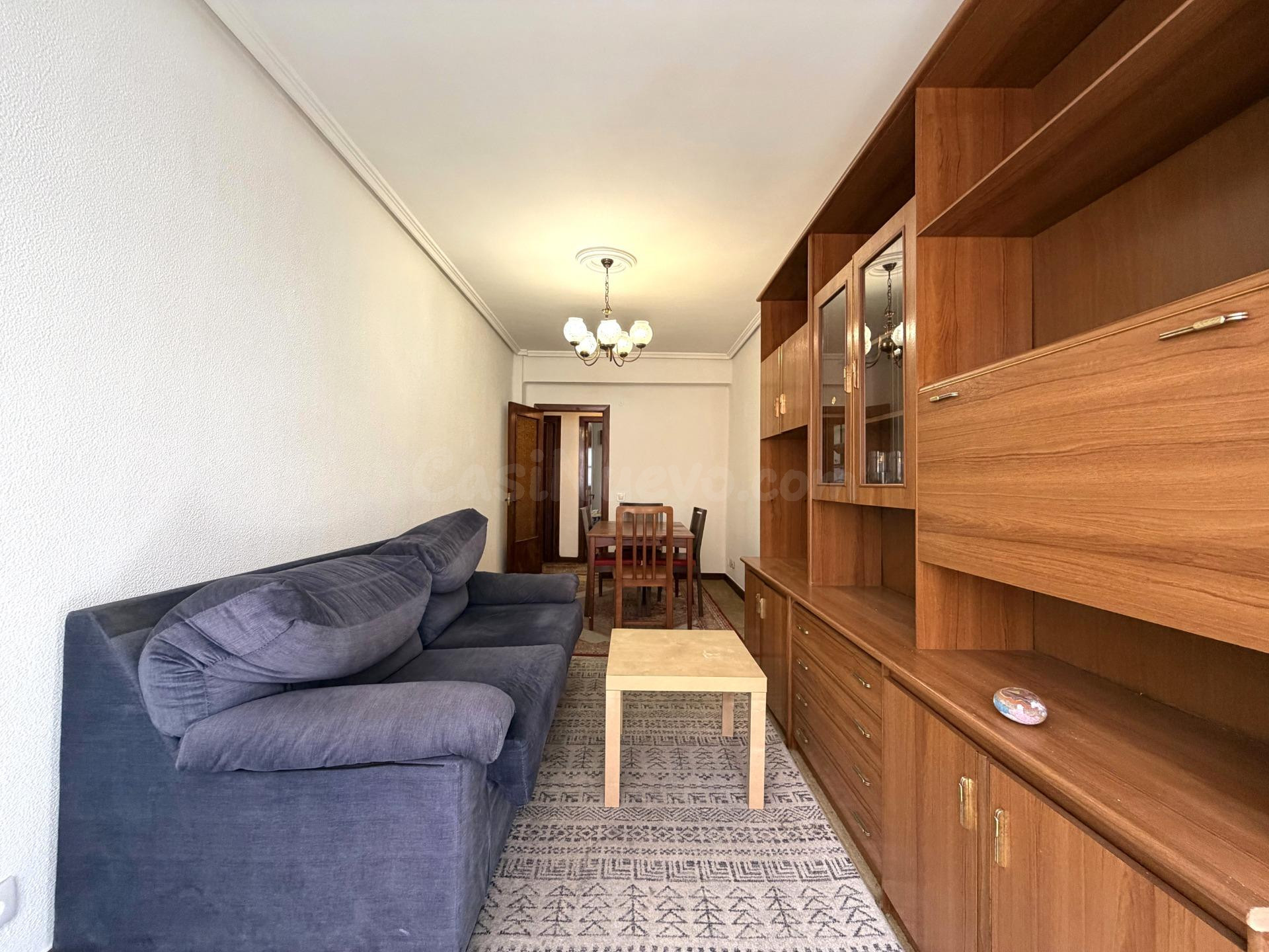 ¡Piso con Ascensor Junto a las estaciones y Biblioteca Centr - foto 3