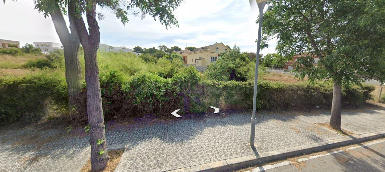 PARCELA EN VENTA EN L'ARAGAI