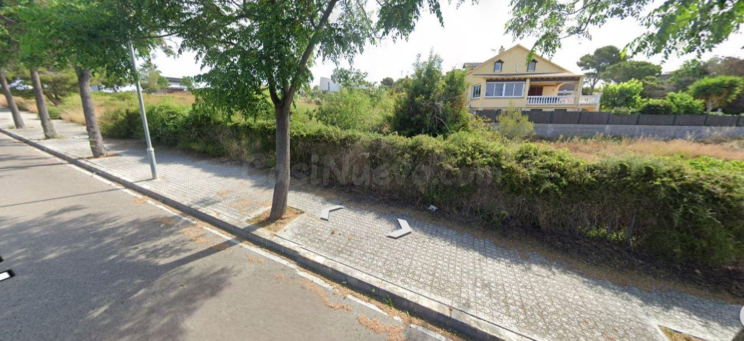 PARCELA EN VENTA EN L'ARAGAI - foto 3