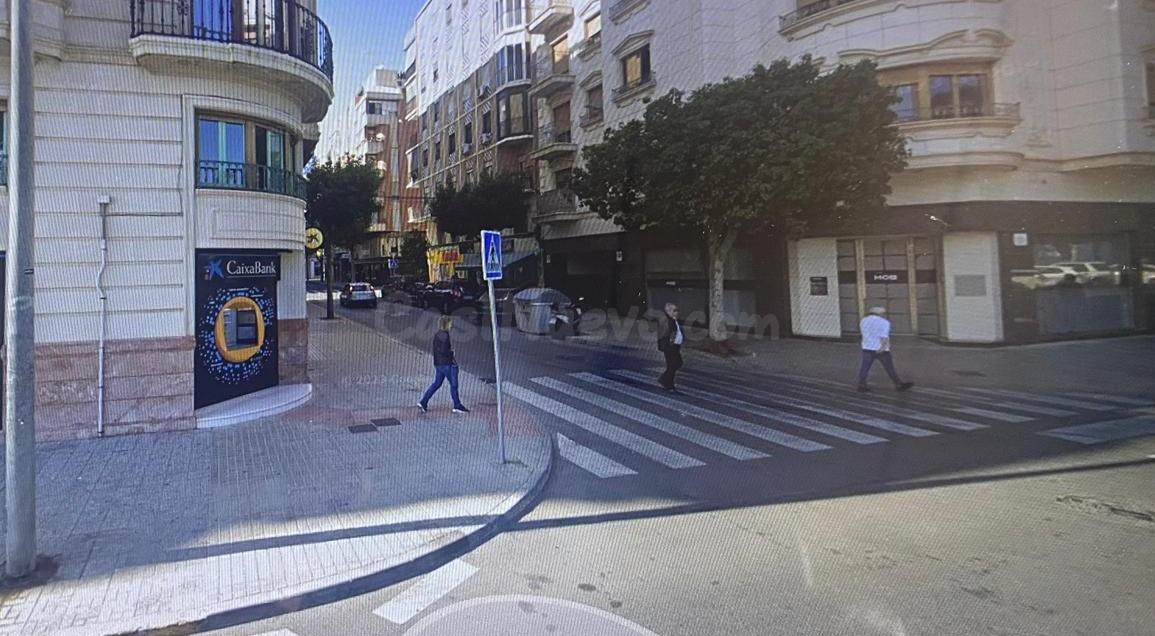 Oportunidad de Garaje en el Centro de Elche - foto 4