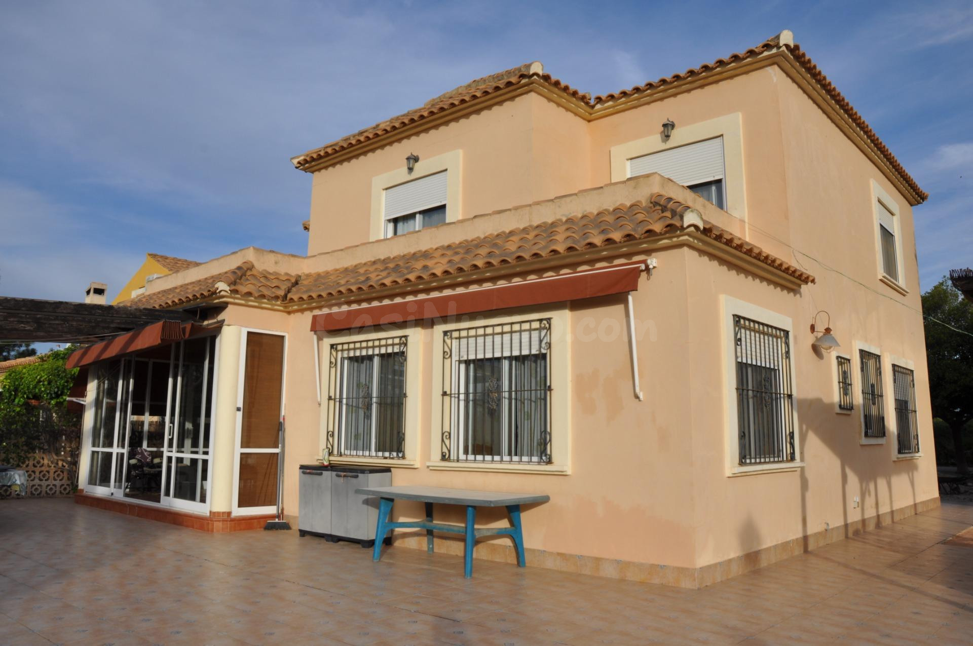 GRAN VILLA DE LUJO CON 2 CHALETS INDEPENDIENTES - foto 3