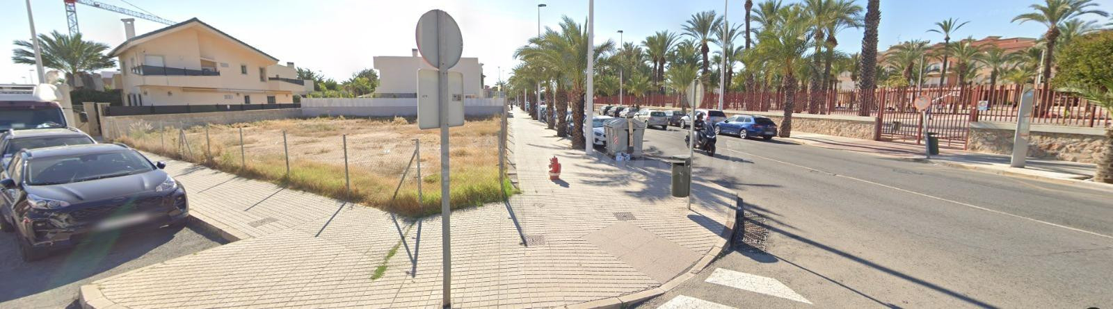 PARCELA URBANA EN CIUDAD JARDIN - foto 3