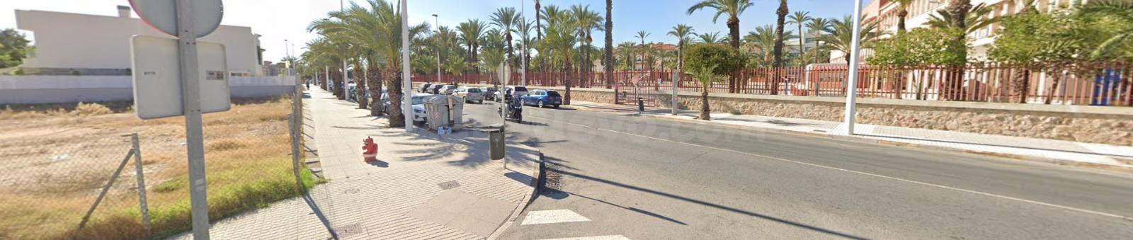PARCELA URBANA EN CIUDAD JARDIN - foto 4