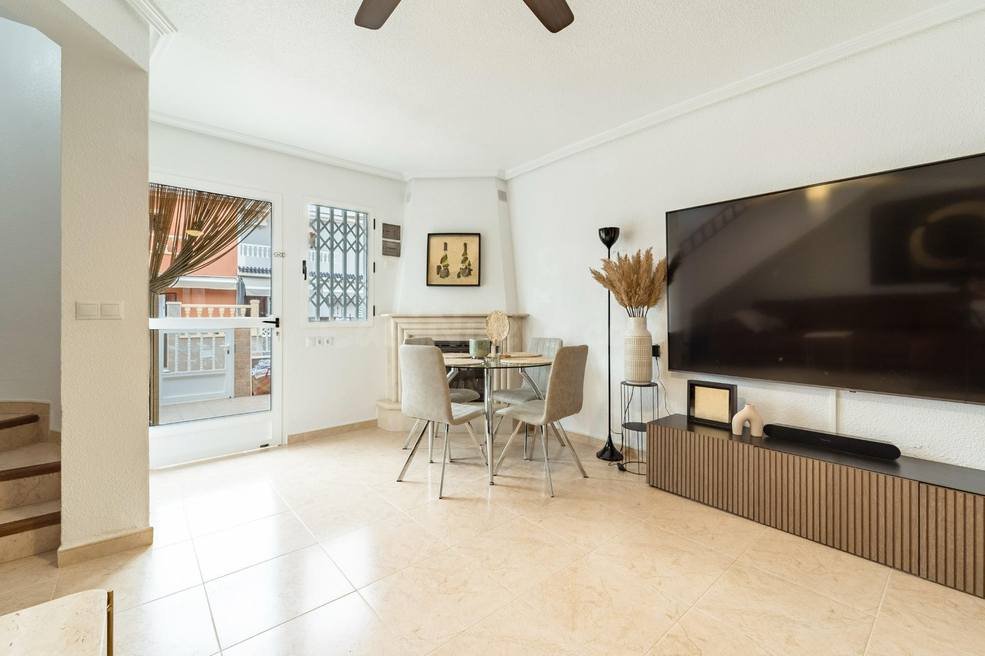 Casa al lado de la playa con licencia turistica - foto 4
