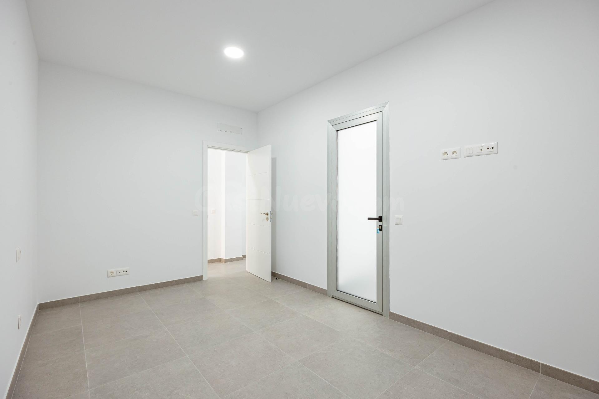 ¡Piso reciente terminado en La Herradura con entrada propia  - foto 5