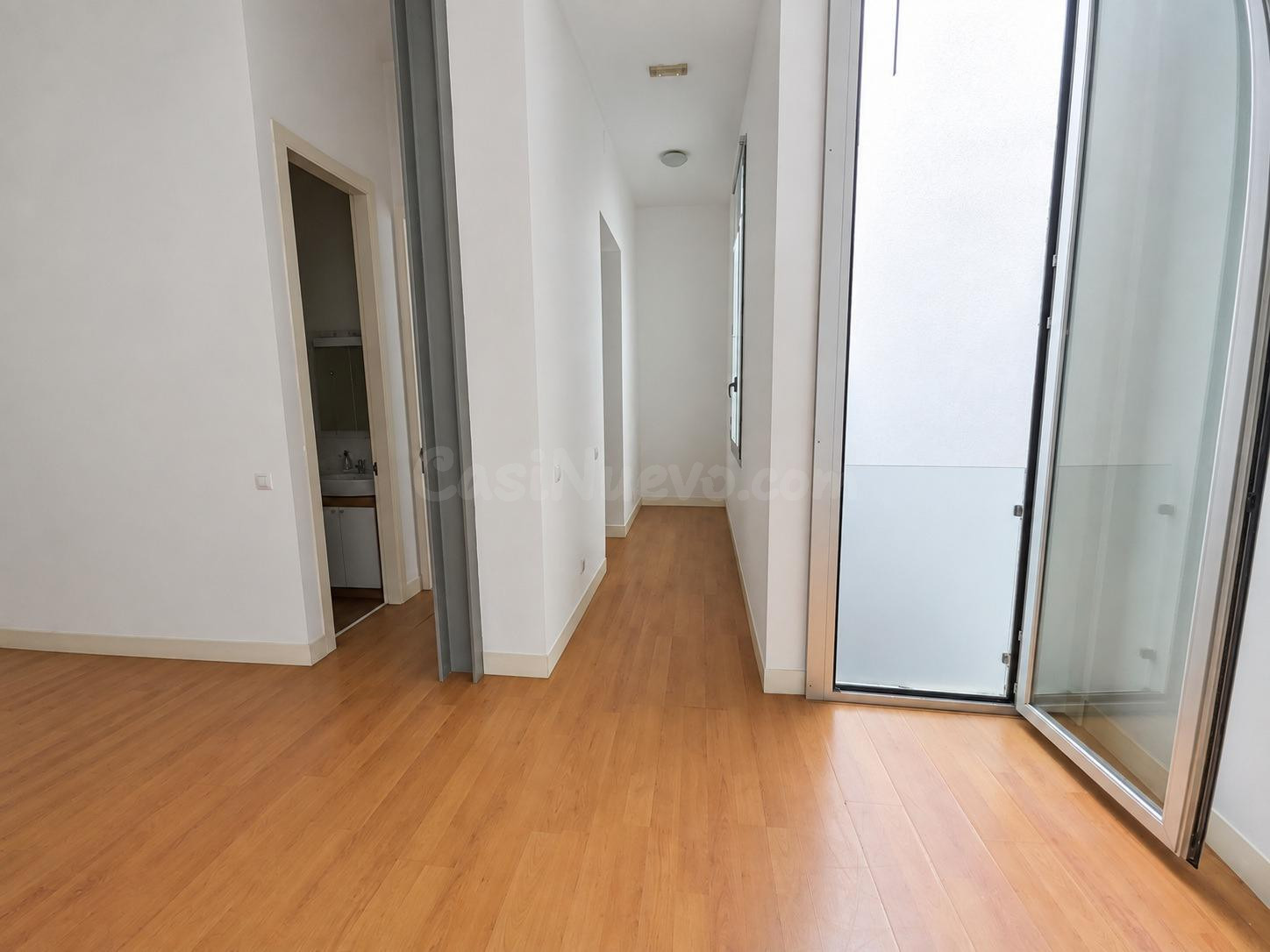 ¡Tu próximo espacio profesional en el corazón de Triana, con luz y tranquilidad! - foto 4