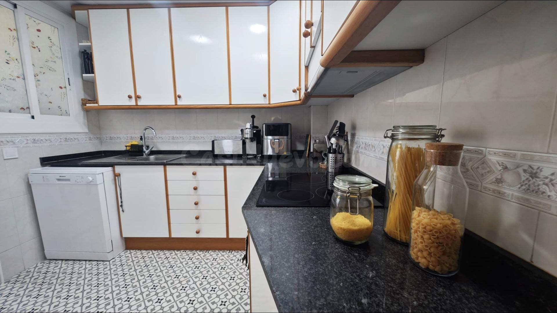 Moderno piso de 4 habitaciones reformado, en Vilanova i la G - foto 5