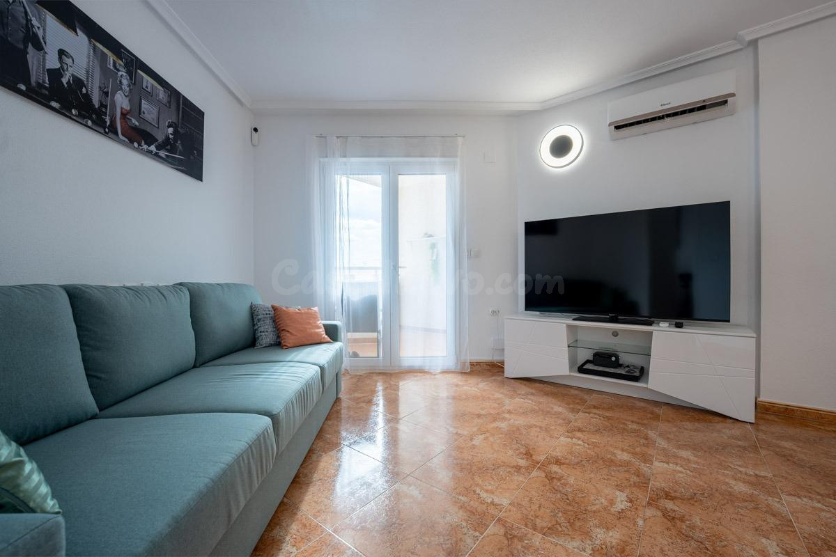 Apartamento reformado con parking y trastero en zona consoli - foto 2