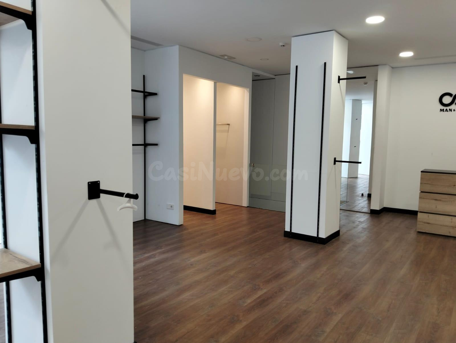 Se alquila local en calle Estella, al lado del corte Inglés, - foto 5