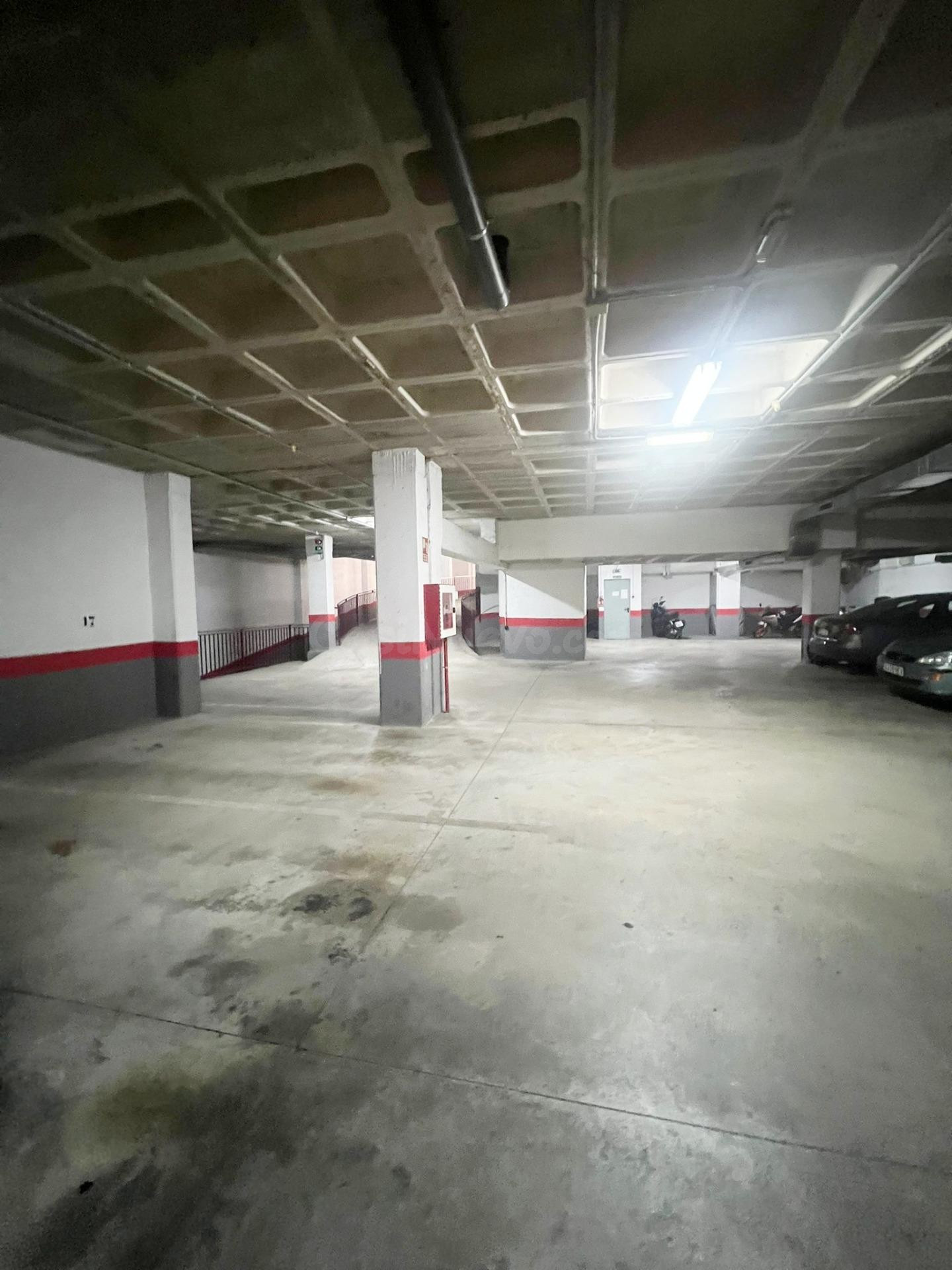 Plaza de garaje en venta – Zona Corte Inglés, Elche - foto 5