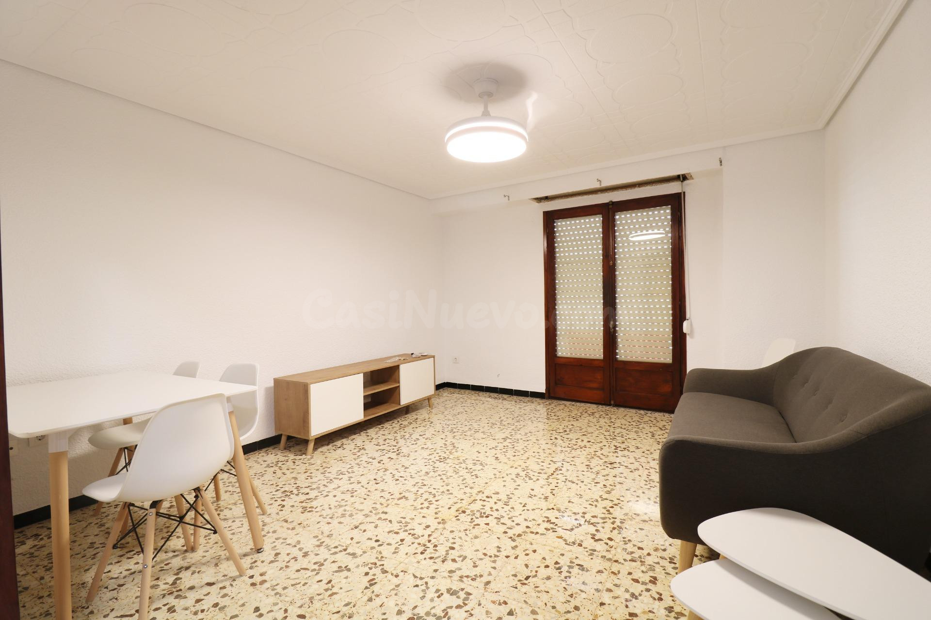 SE ALQUILA ENTRESUELO EN ELCHE CENTRO – ZONA CALLE ÁNGEL - foto 3