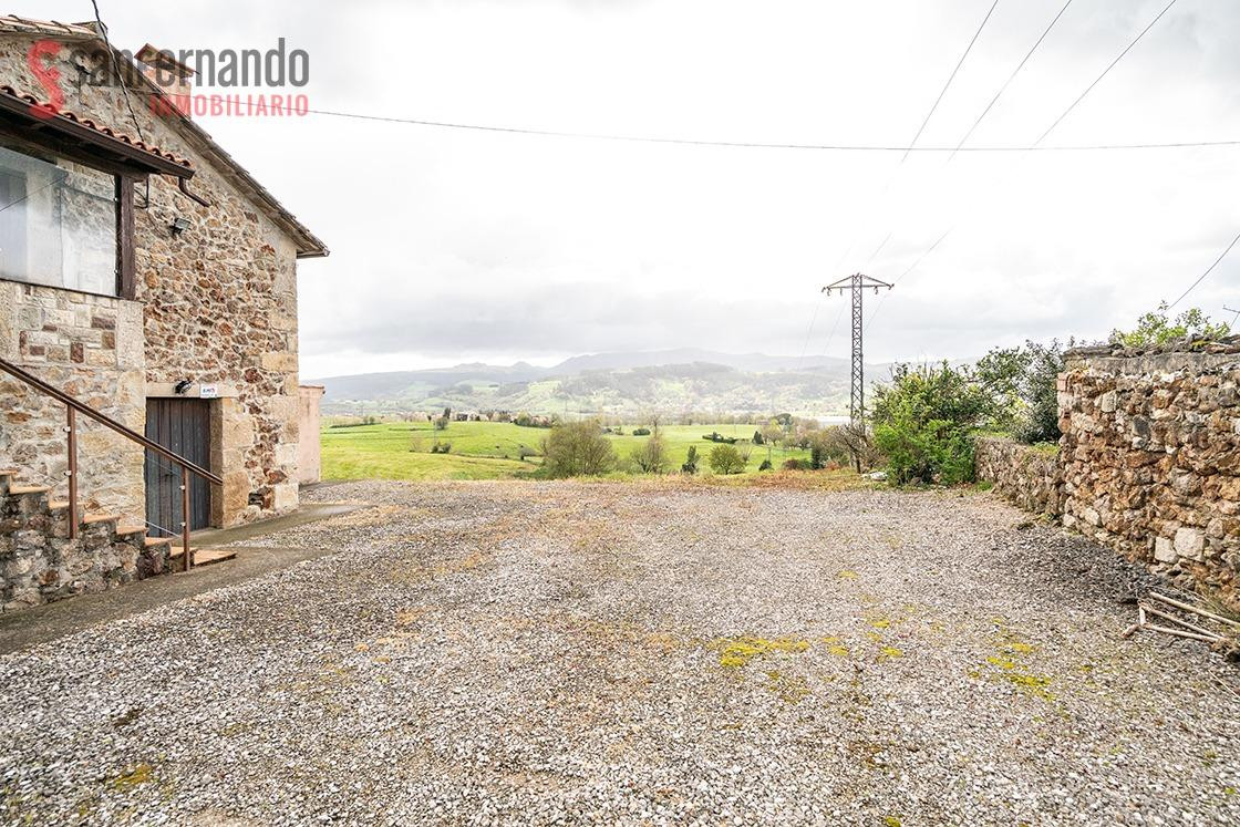 Casa de piedra Independiente sobre terreno urbano en Sobarzo - foto 5