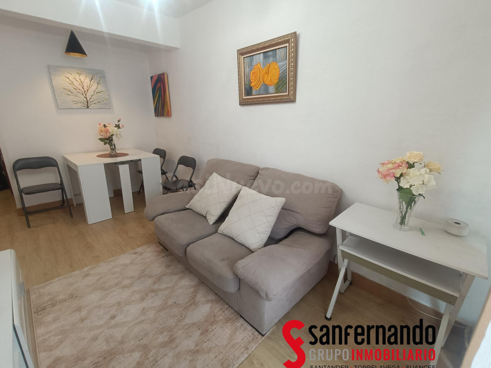Se alquila piso de TEMPORADA de dos habitaciones en la calle - foto 4
