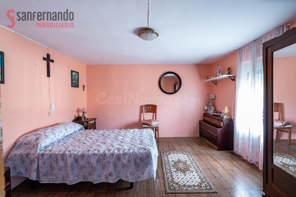 Casa independiente en La Lombana, entorno espectacular - foto 4