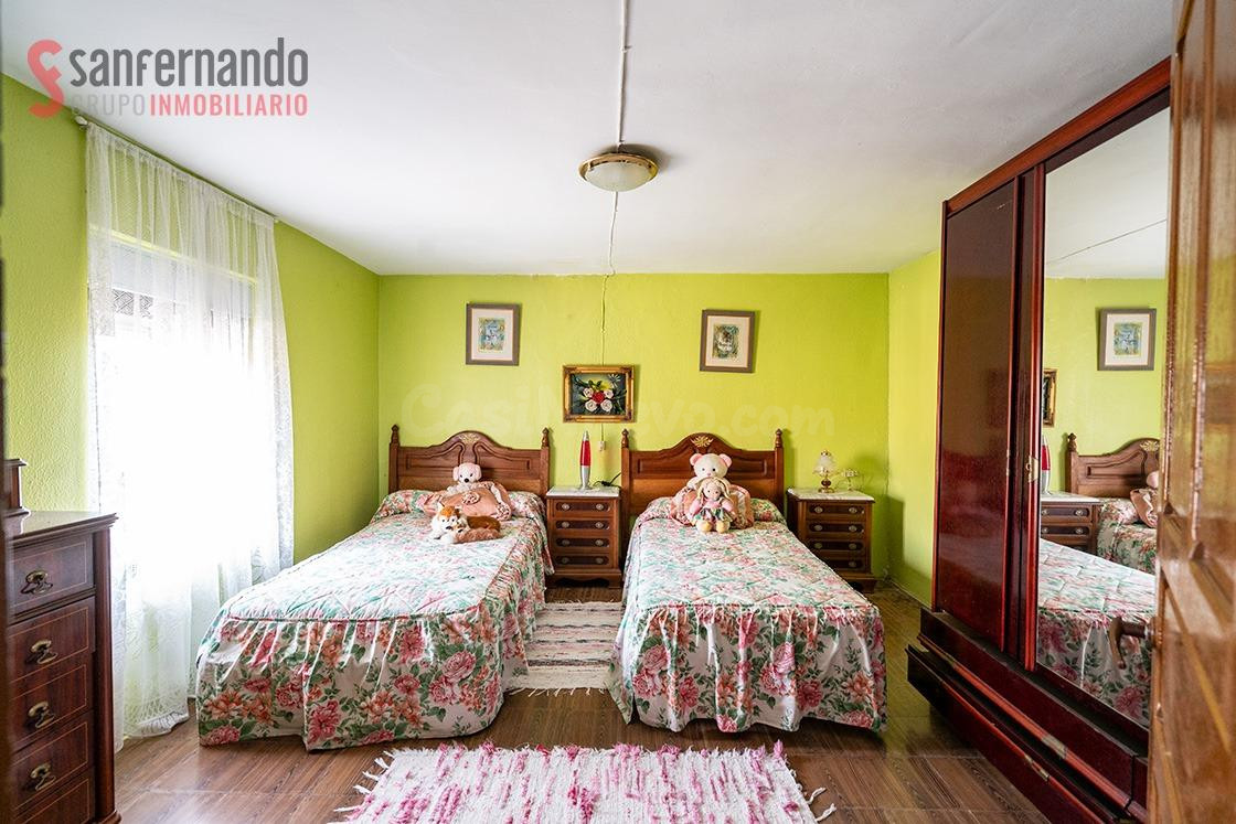 Casa independiente en La Lombana, entorno espectacular - foto 5