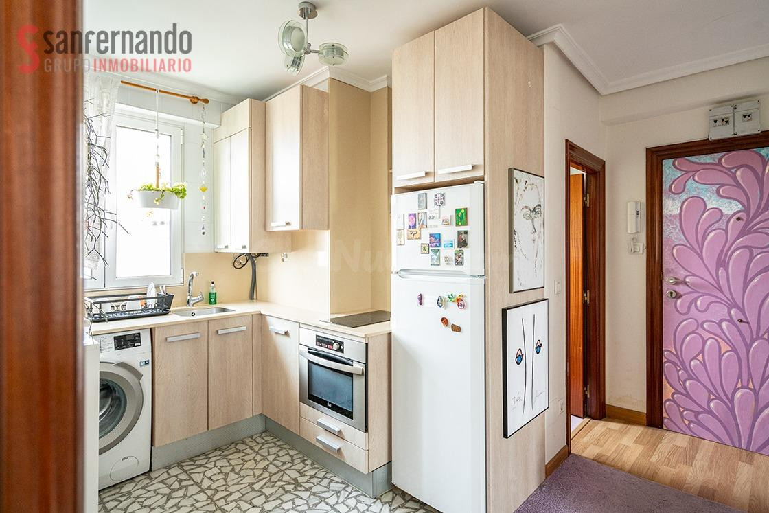 Apartamento en la zona del colegio Salesianos - foto 3