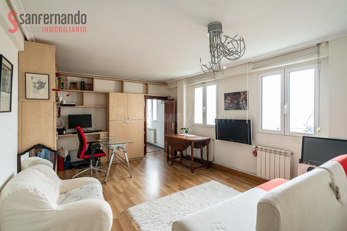 Apartamento en la zona del colegio Salesianos - foto 5