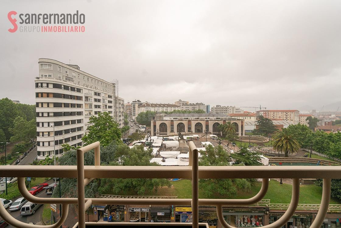 Piso en Cuatro Caminos con ascensor y vistas despejadas