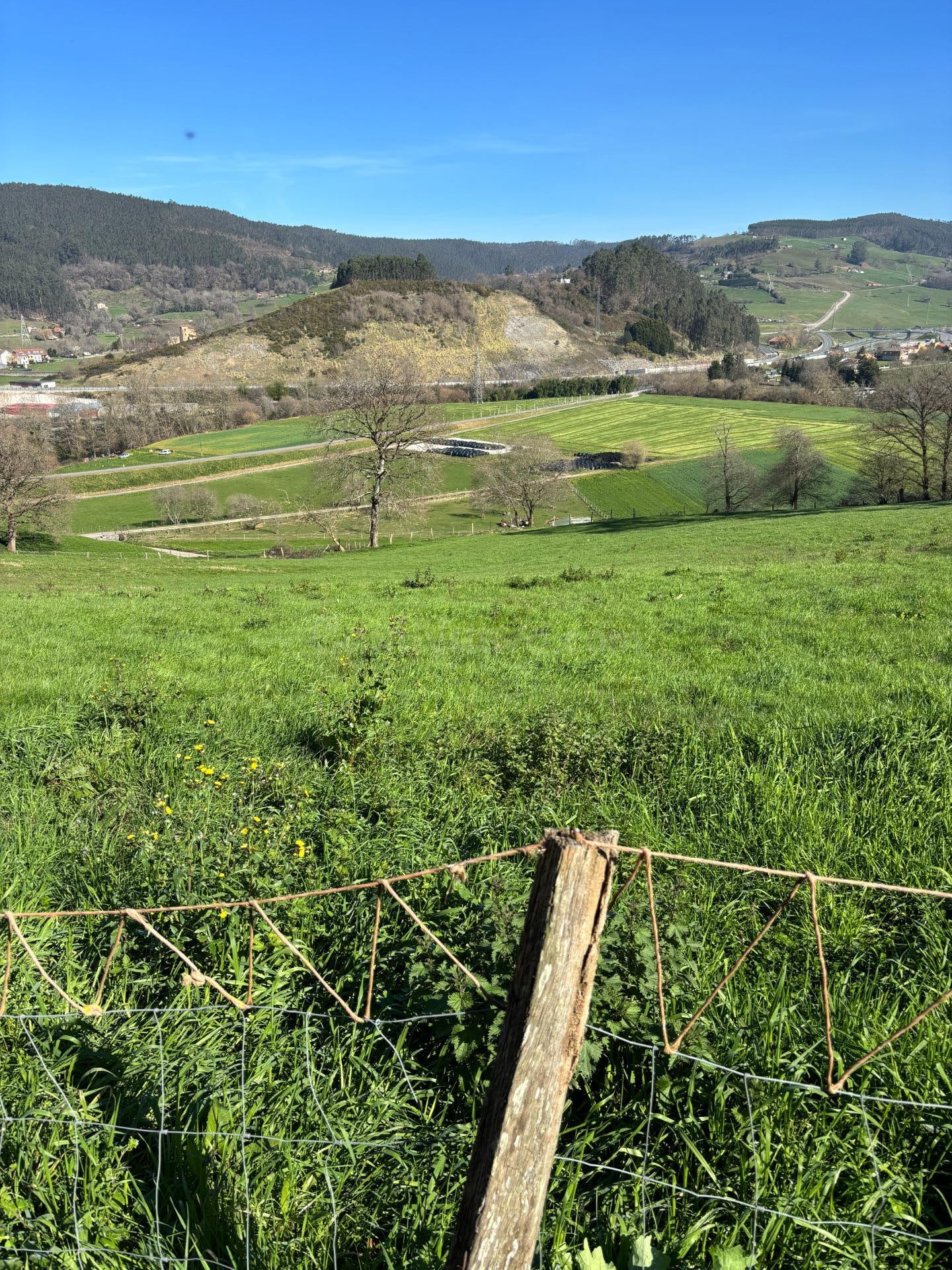 Terreno rustico con posibilidad de construir