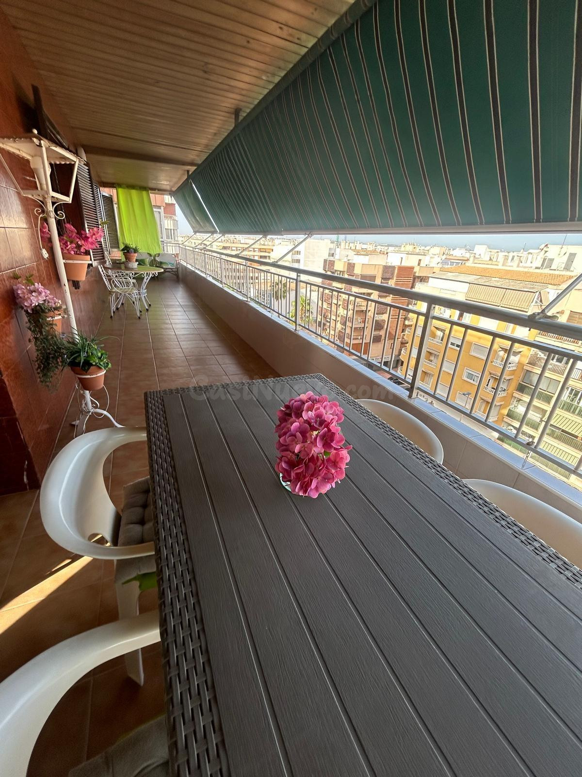 PISO MUY AMPLIO CON UN TERRAZA ESPECTACULAR TODO EXTERIOR - foto 3