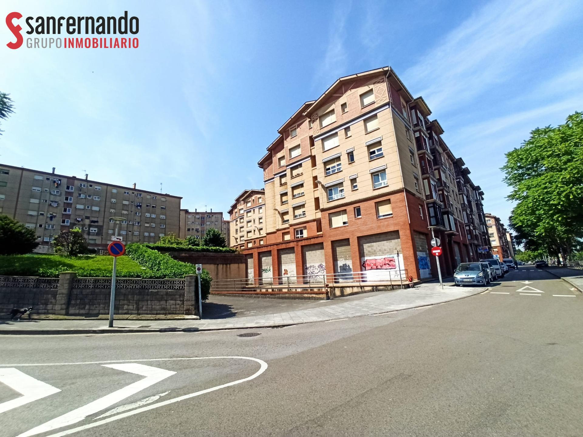 Vivienda completamente exterior en alquiler en Avenida de Lo