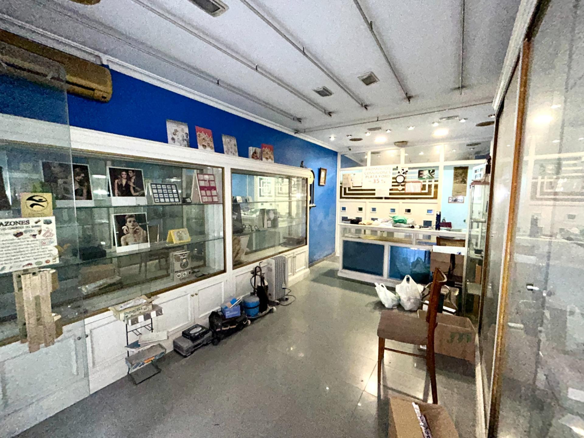 SE VENDE LOCAL COMERCIAL EN ZONA DE ALTAMIRA - foto 4