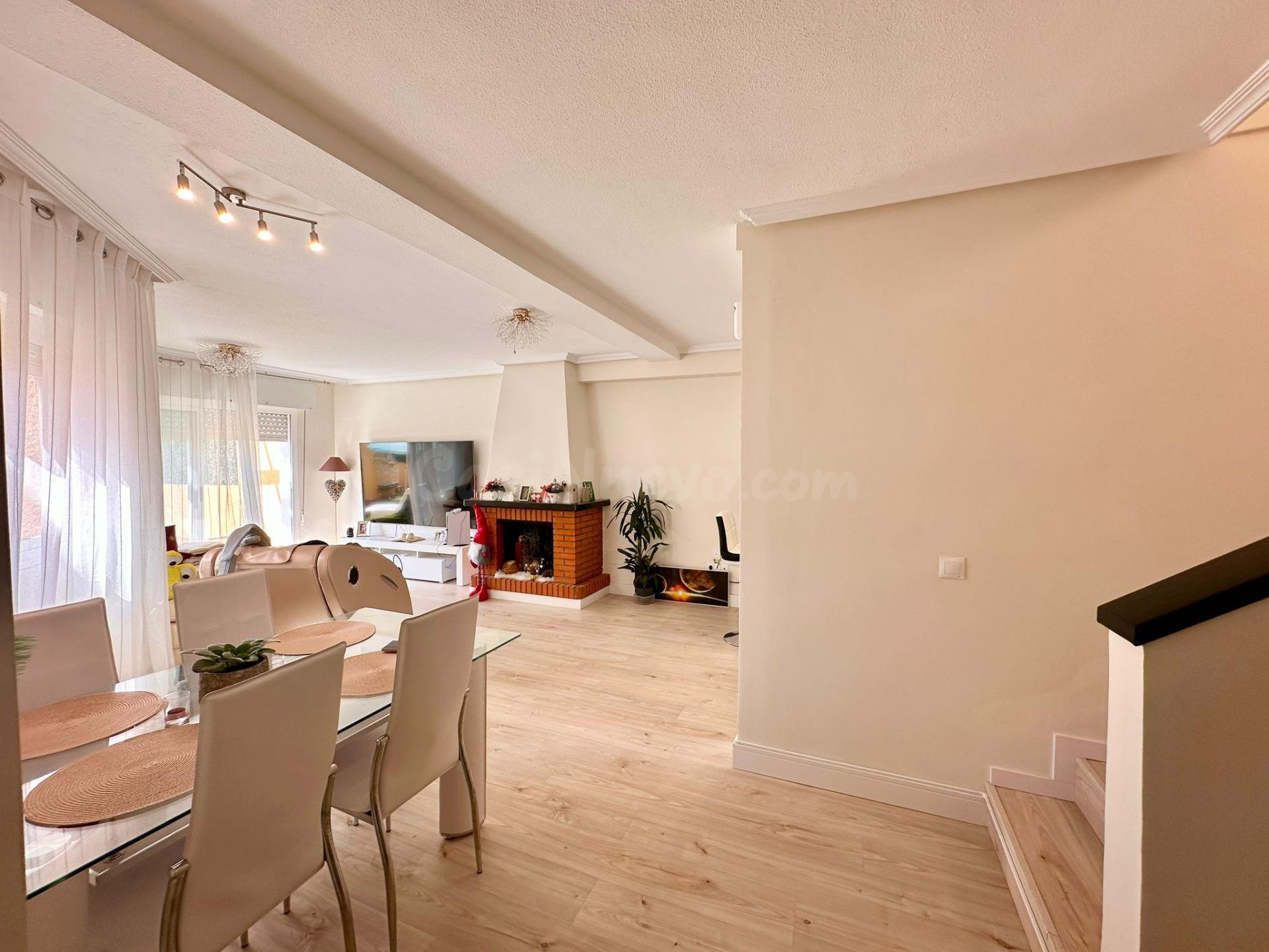 SE VENDE FANTASTICA CASA EN LA ENVÍA GOLF - foto 5