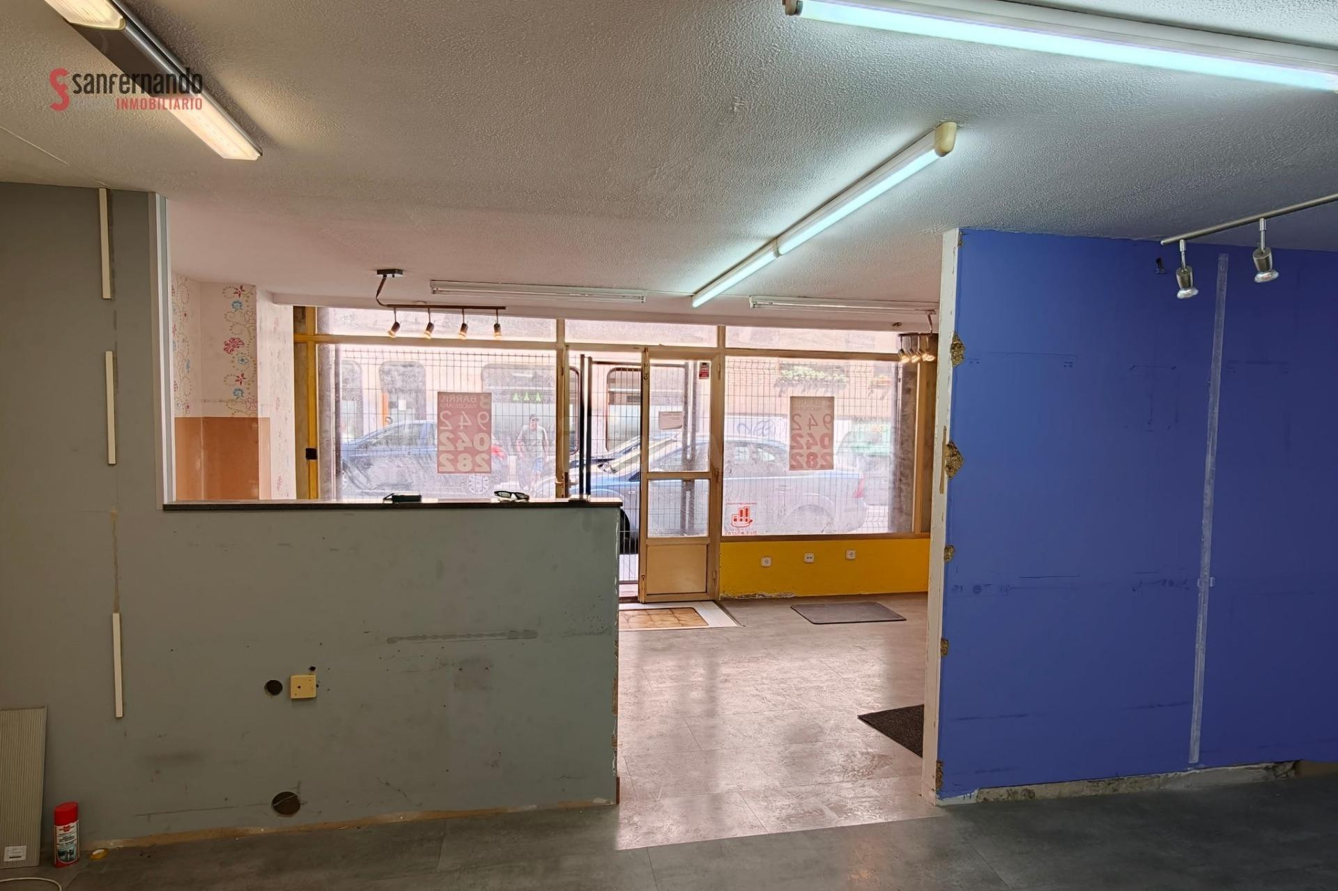 Local comercial en la zona de la calle Vargas - foto 5