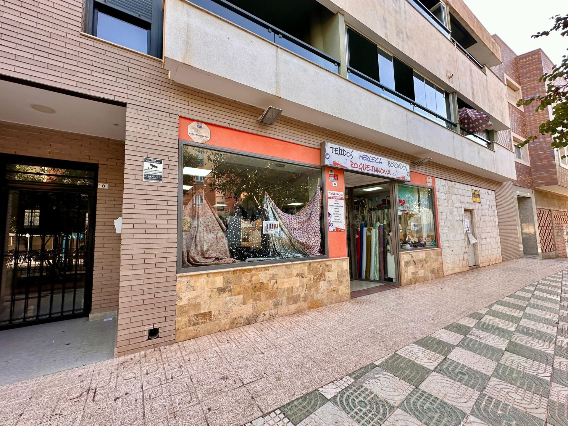 LOCAL COMERCIAL EN VENTA