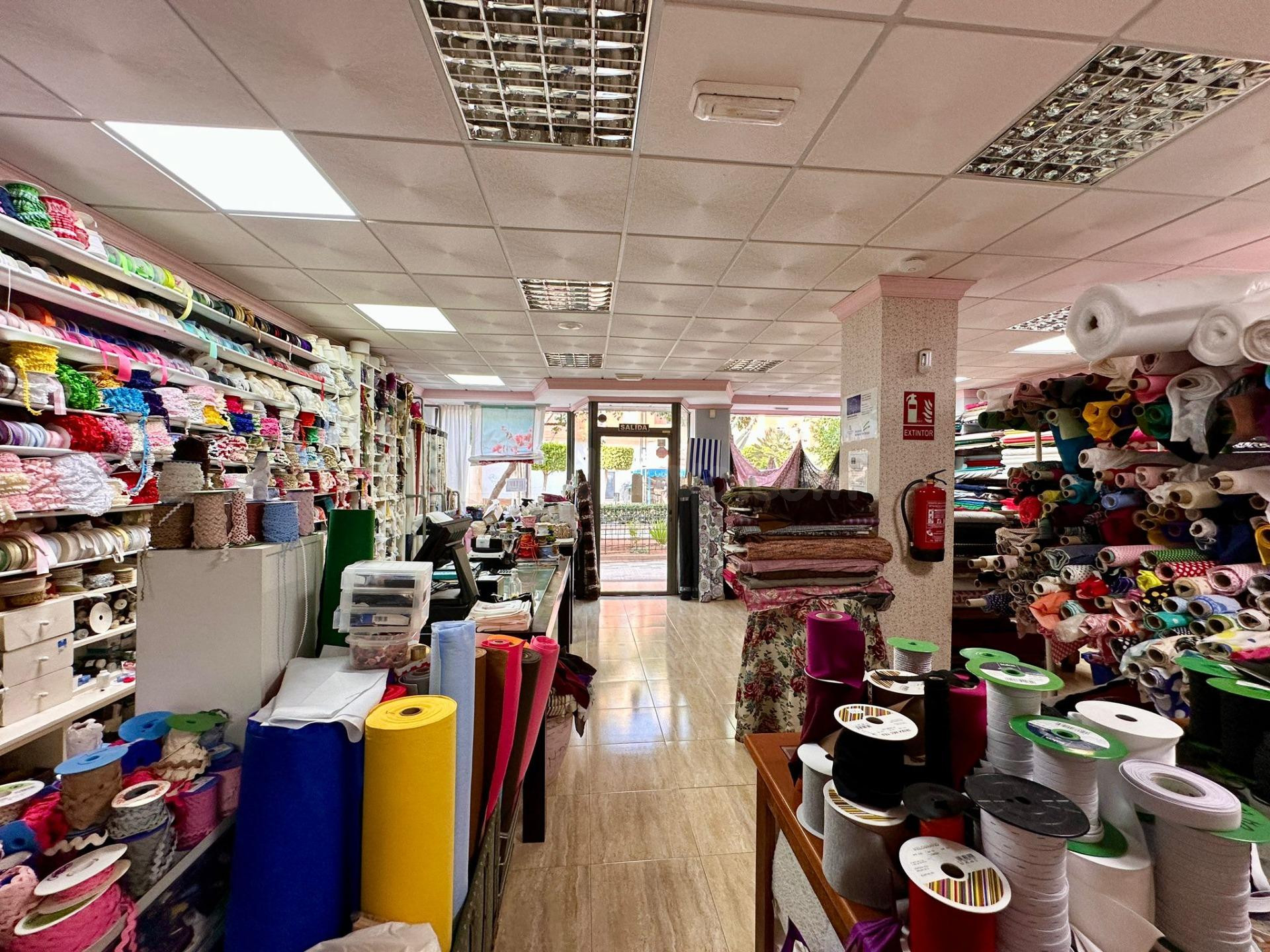 LOCAL COMERCIAL EN VENTA - foto 5