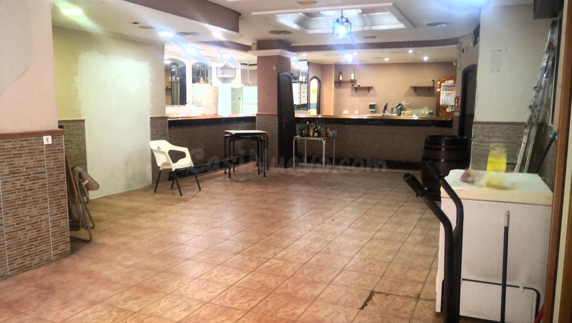 VENTA DE LOCAL JUNTO A AVENIDA DEL MEDITERRÁNEO - foto 2