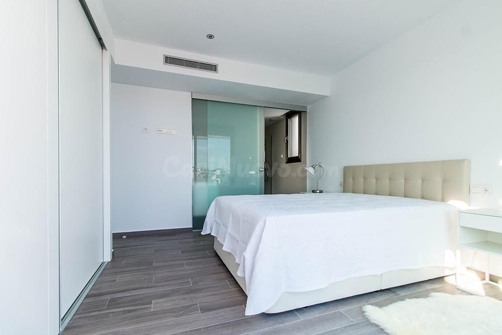 Villa 3 habitaciones 163m² en venta - PAU 8 - foto 3