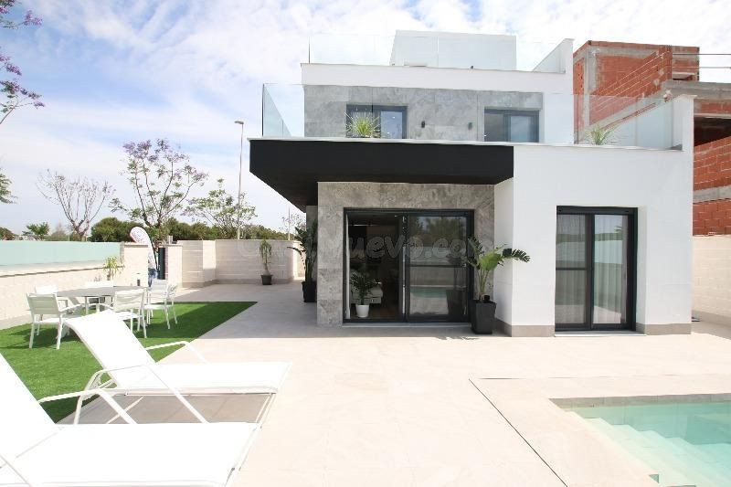 Villa 3 habitaciones 175m² en venta - PILAR DE LA HORADADA