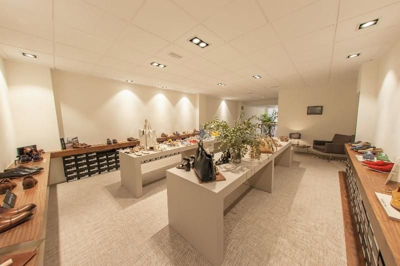 Local comercial 303m² en venta - Pueblo - foto 3