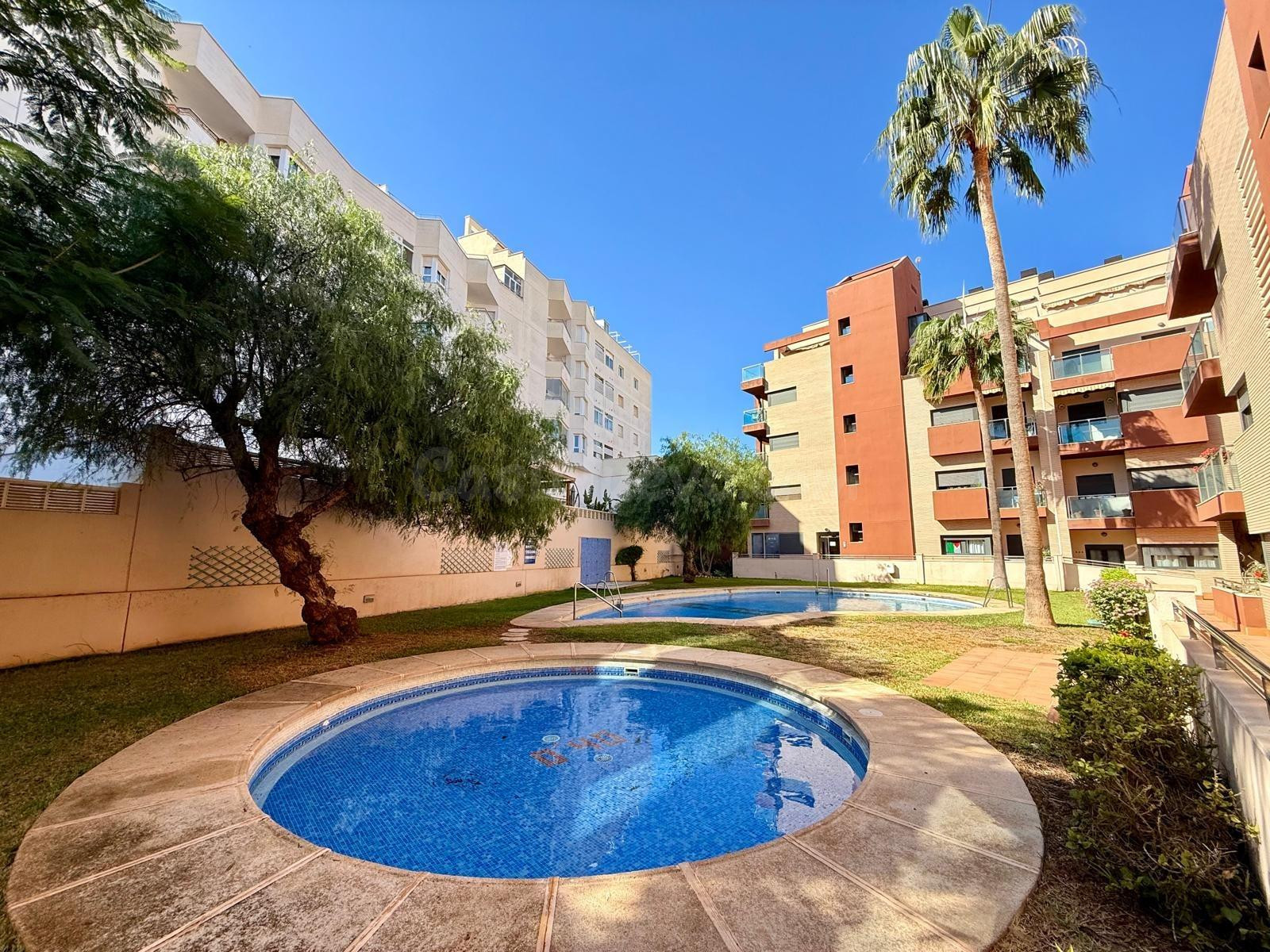HERMOSO PISO EN LA ROMANILLA - ROQUETAS DE MAR.