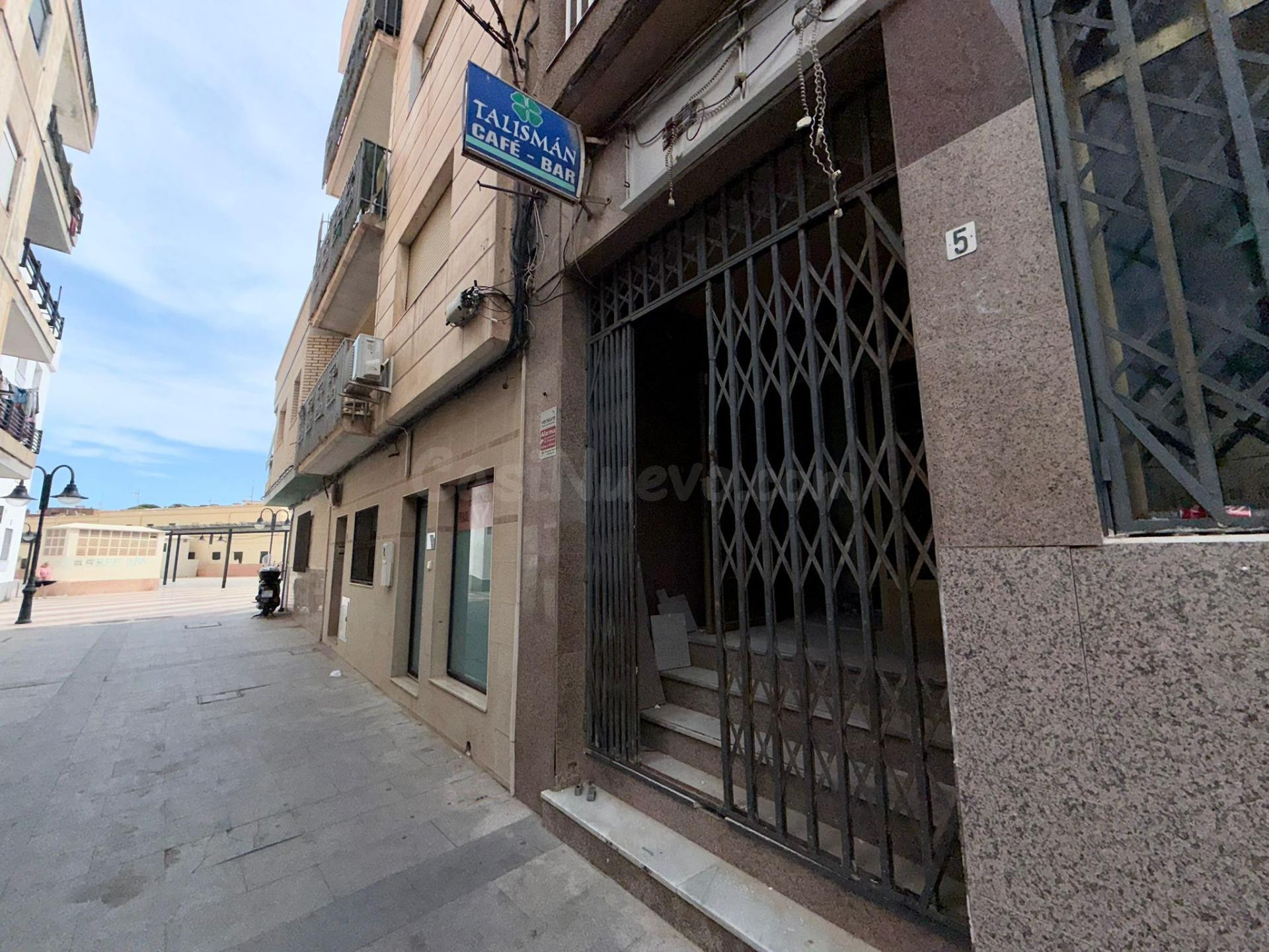 VENTA DE LOCAL JUNTO AL AYUNTAMIENTO - foto 3