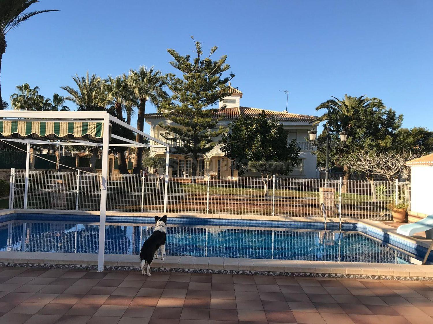 GRAN VILLA DE LUJO, HAGA UNA CITA CON NOSOTROS