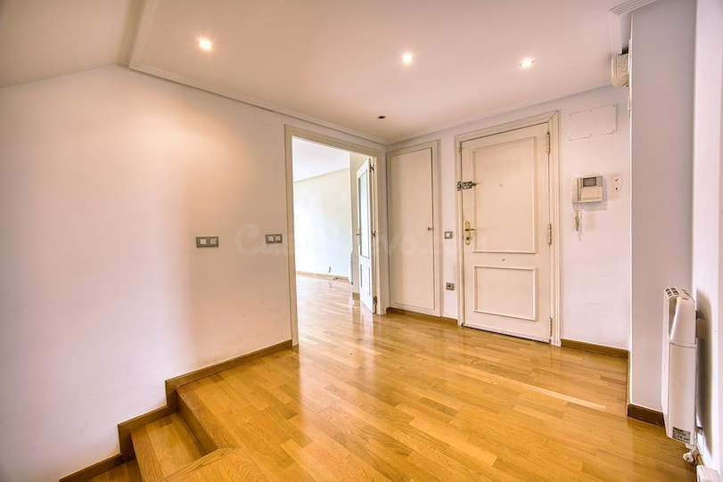 Exclusivo dúplex con ascensor, gran terraza con barbacoa, tr - foto 4