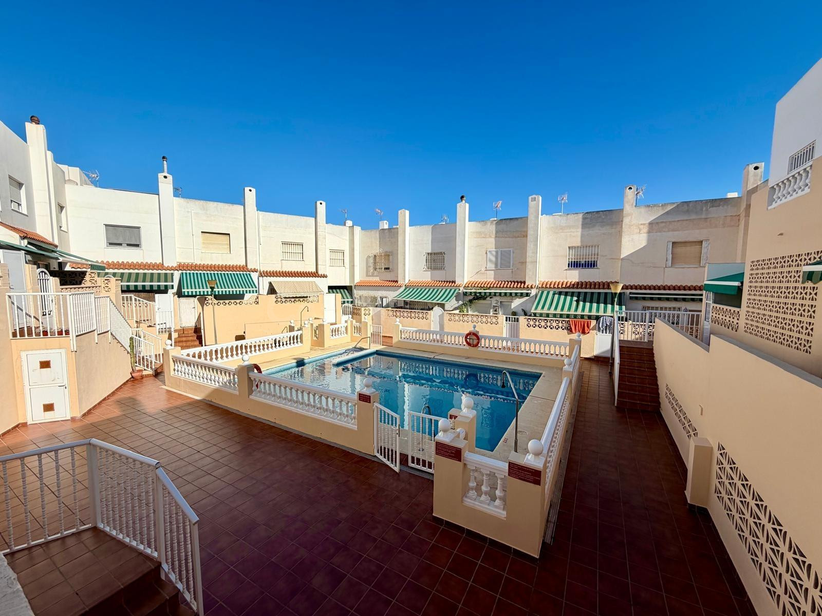 TRIPLEX EN VENTA EN EL TOYO