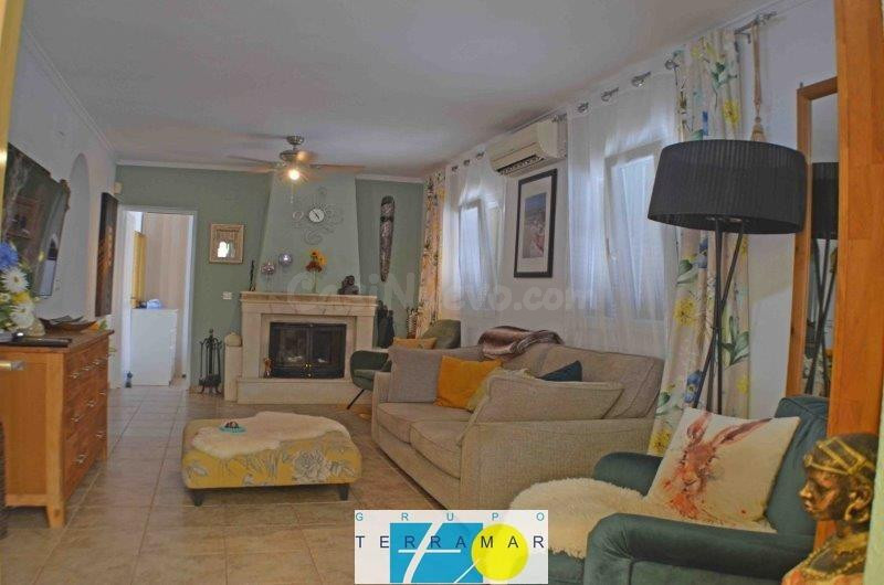 MAGNIFICA VILLA, GRAN OPORTUNIDAD DE VIVIR EN UN CHALET INDE - foto 3
