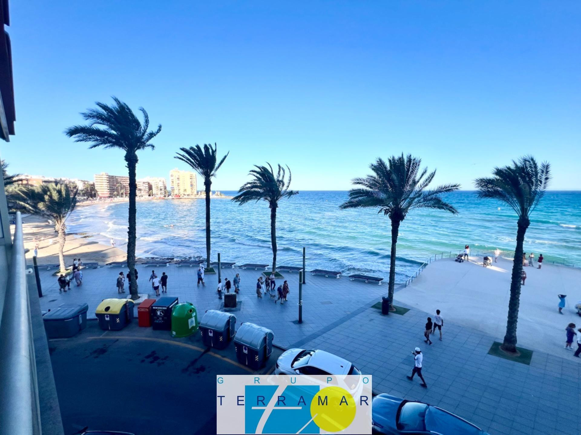 FANTASTICO APARTAMENTO CON VISTAS AL MAR, TOTALMENTE REFORMA - foto 5