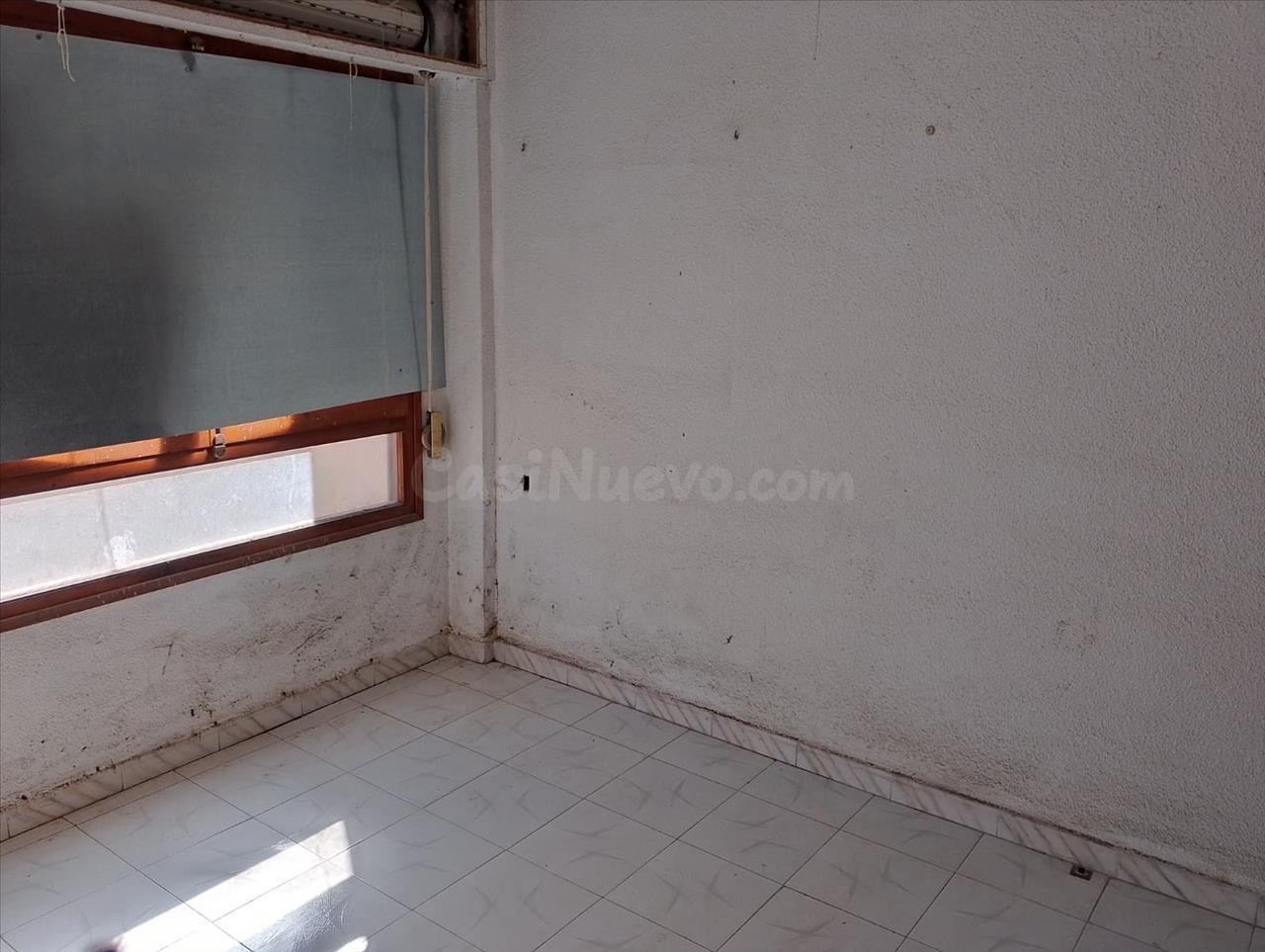 Oportunidad de inversión en edificio SIN ASCENSOR con gran p - foto 2