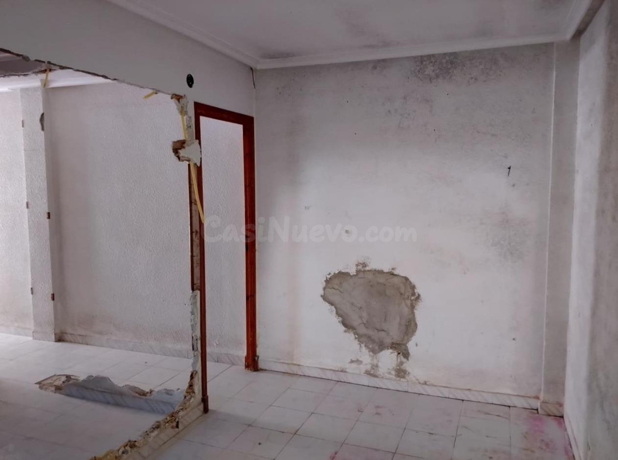 Oportunidad de inversión en edificio SIN ASCENSOR con gran p - foto 4