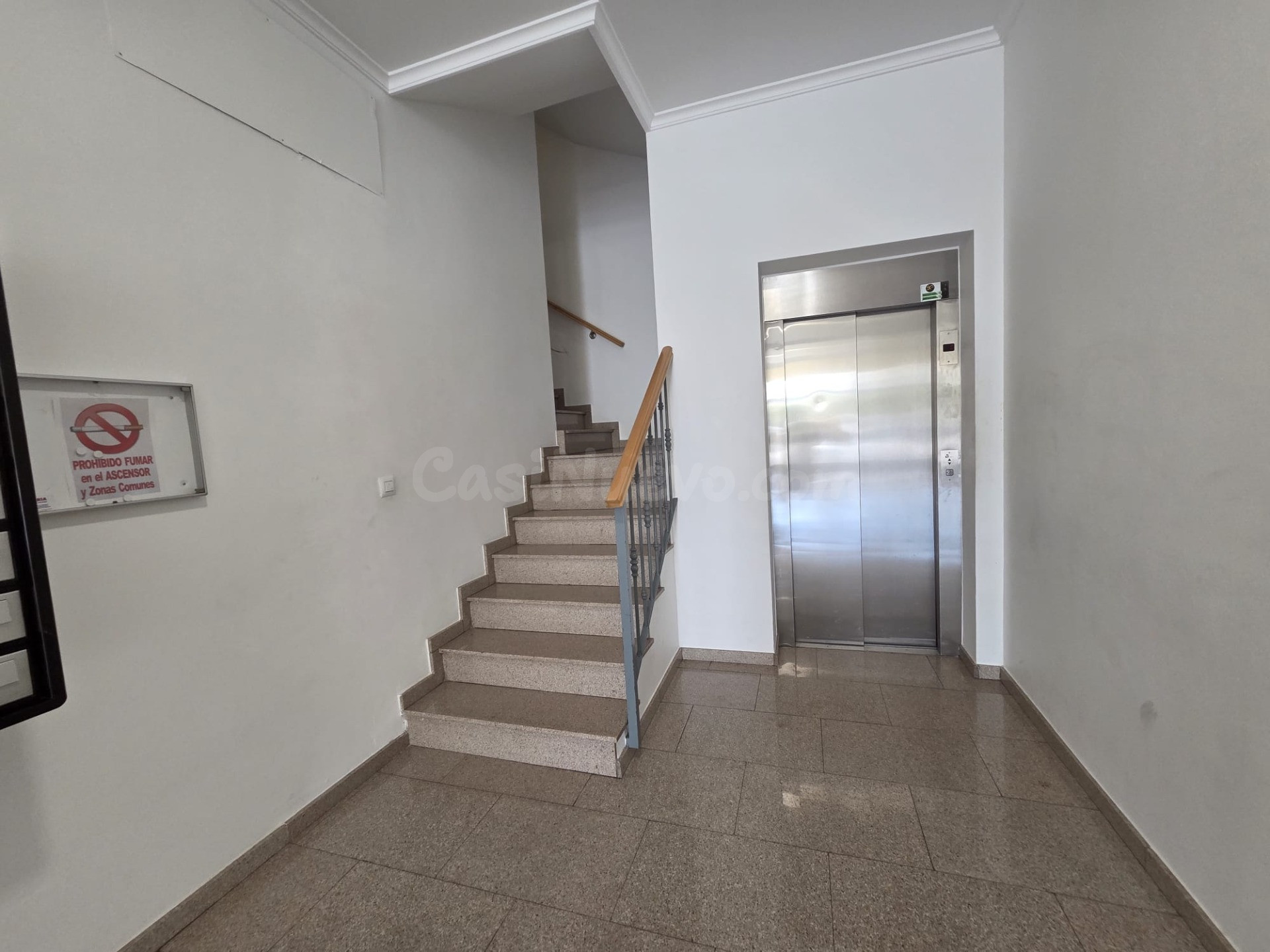 VIVIENDA CON ASCENSOR Y BALCÓN EN ONDARA - foto 3