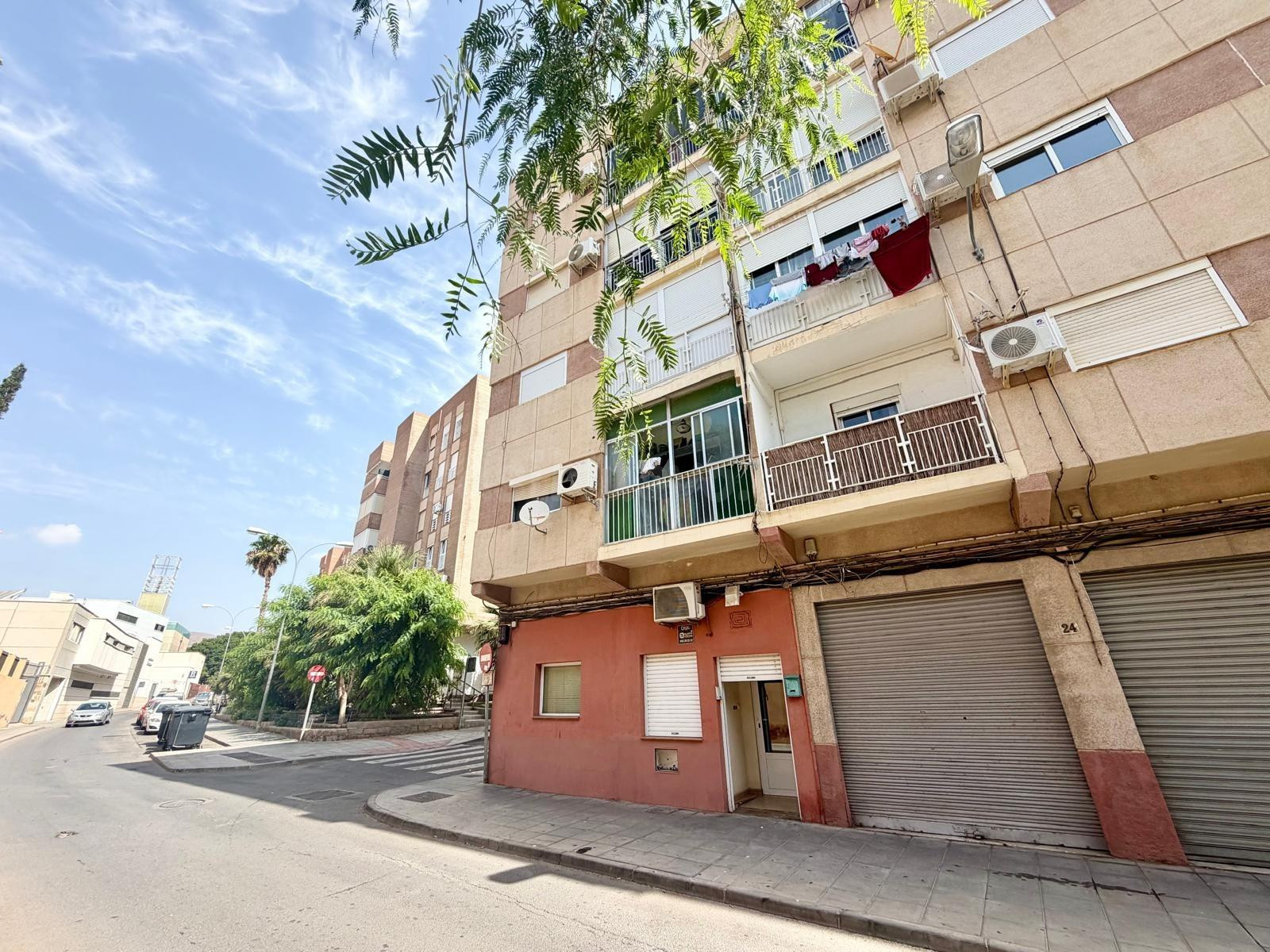 SE VENDE LOCAL COMERCIAL EN BARRIO SAN LUIS