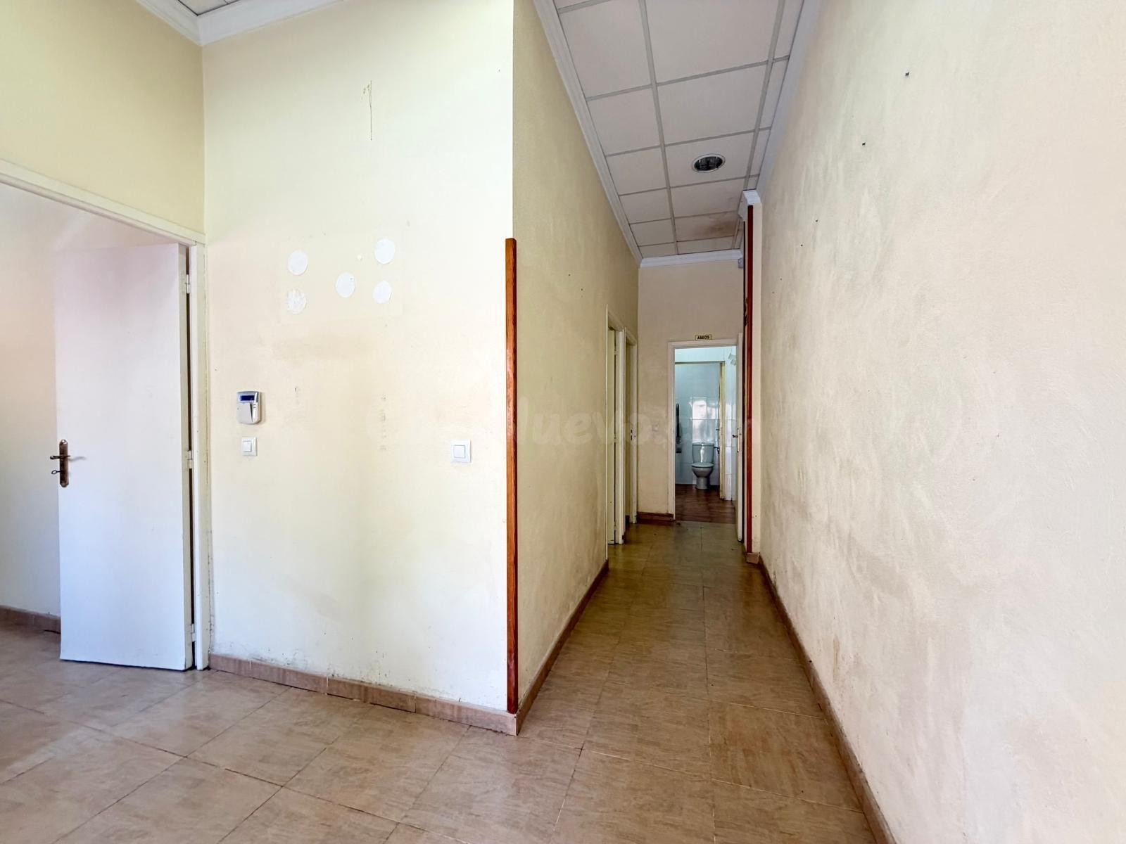 SE VENDE LOCAL COMERCIAL EN BARRIO SAN LUIS - foto 2